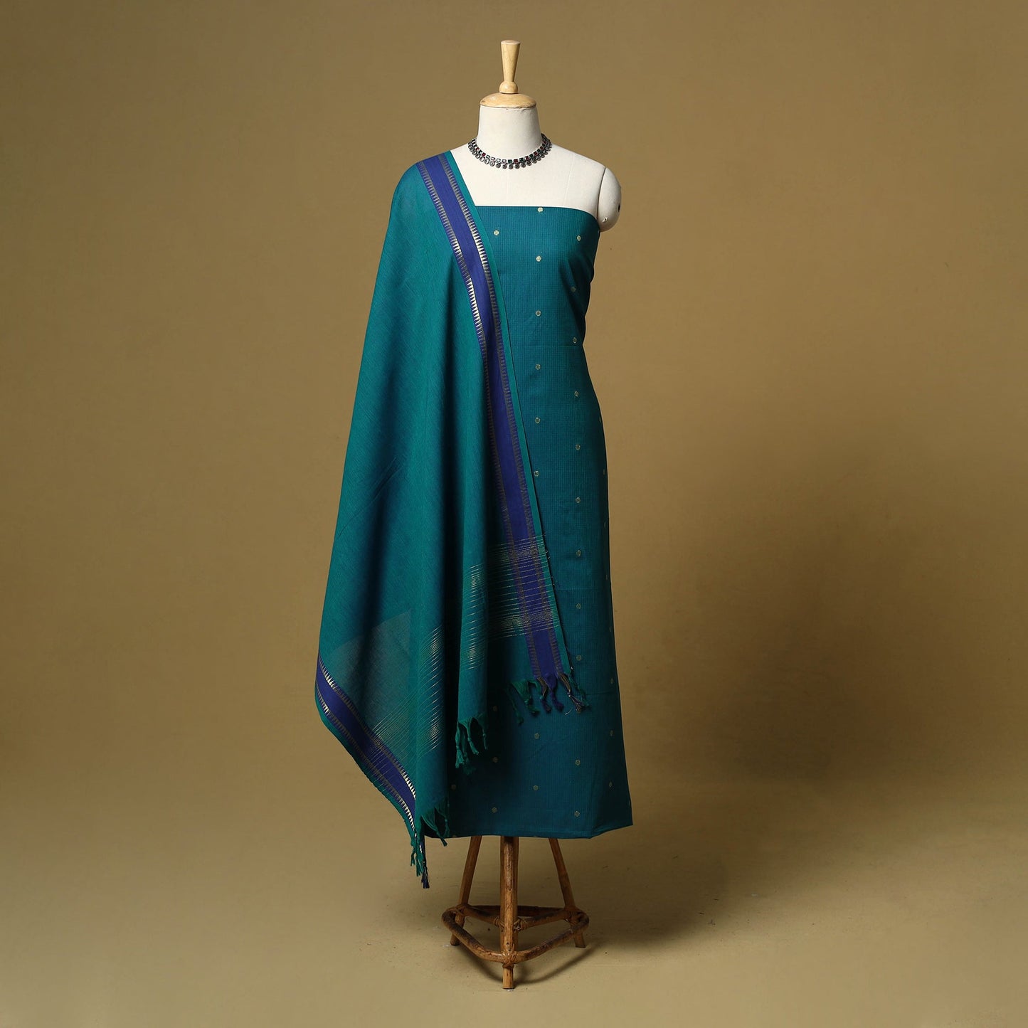 Zari buti jacquard cotton 3pc unstitched dress material 190