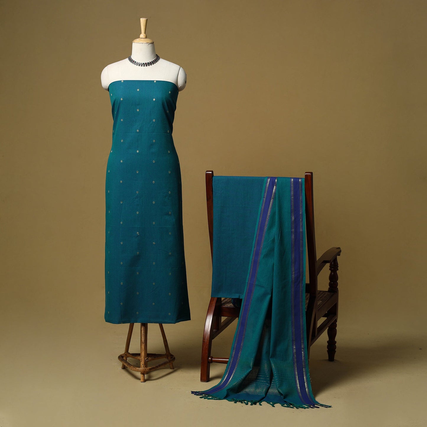 Zari buti jacquard cotton 3pc unstitched dress material 190