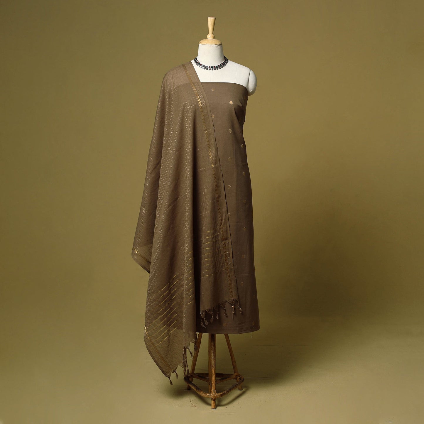 Zari buti jacquard cotton 3pc unstitched dress material 194