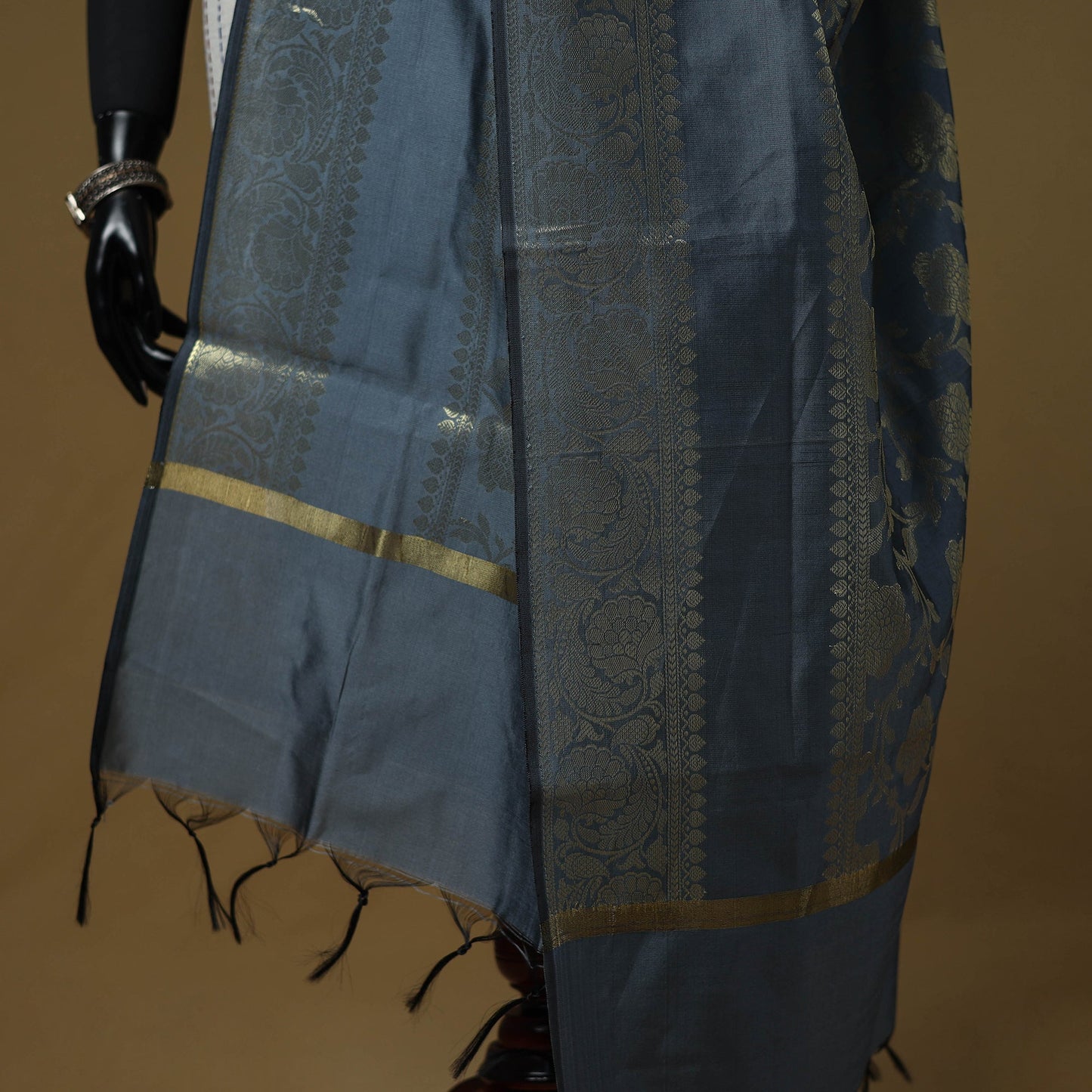 Zari work silk banarasi dupatta 02 - handcrafted