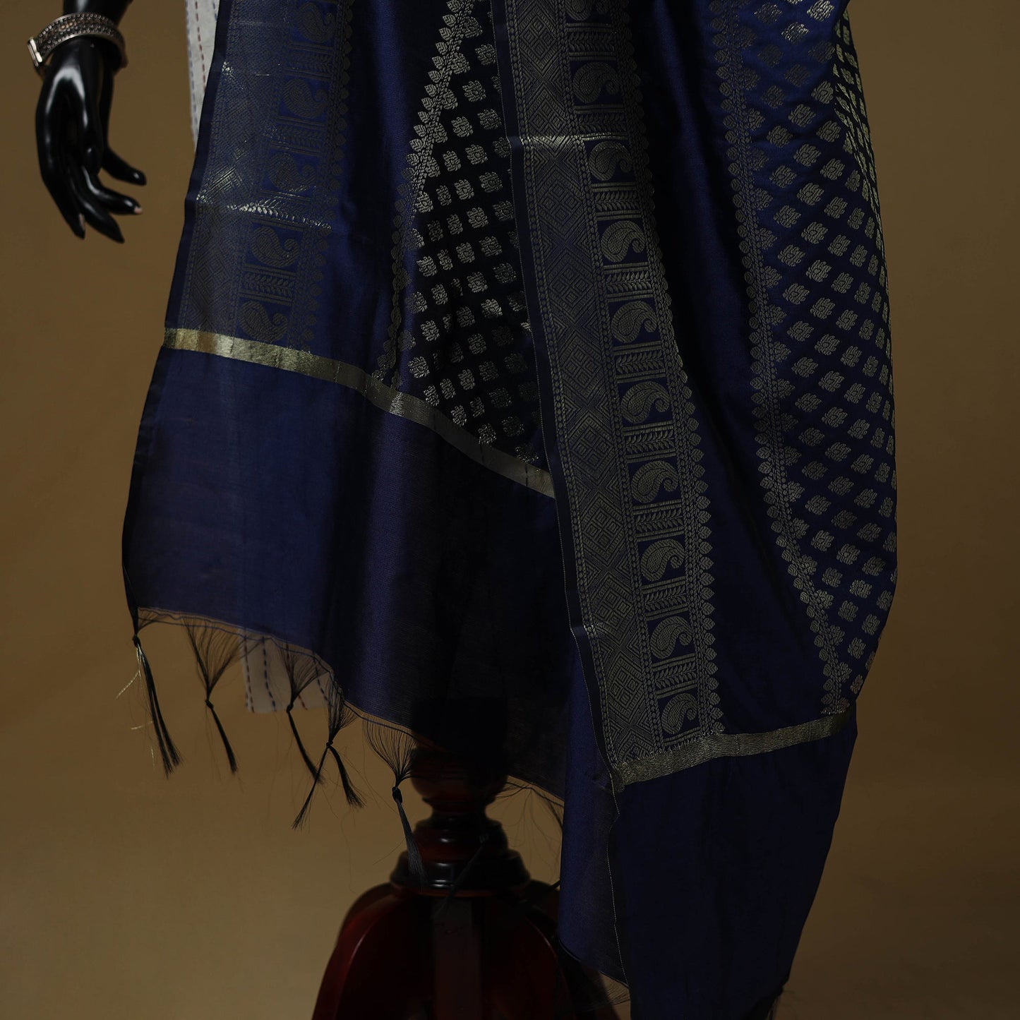 Zari work silk banarasi dupatta 22 - handcrafted