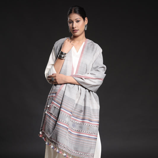 Grey - Kutch Embroidery Handwoven Bharwadi Checks Woolen Shawl