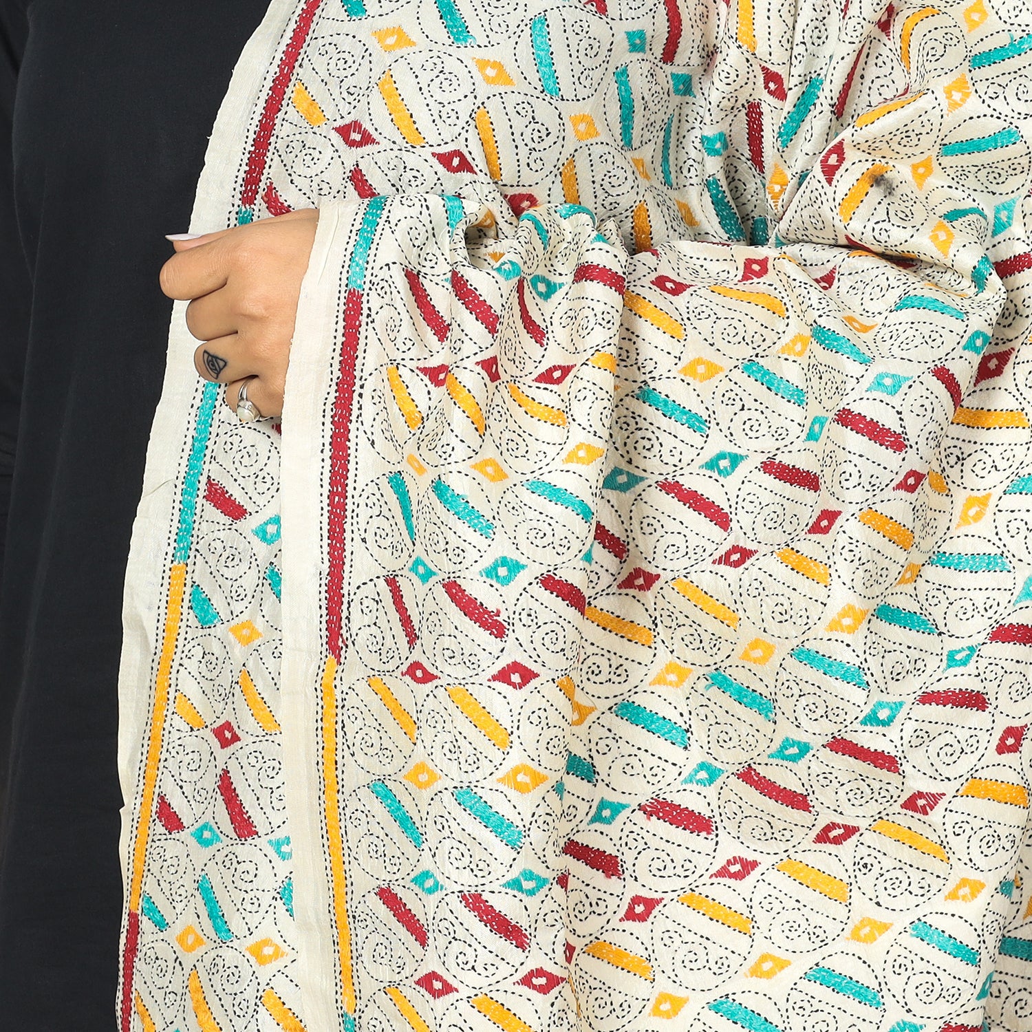 White - Bengal Kantha Embroidery Block Printed Tussar Silk Handloom Dupatta 19