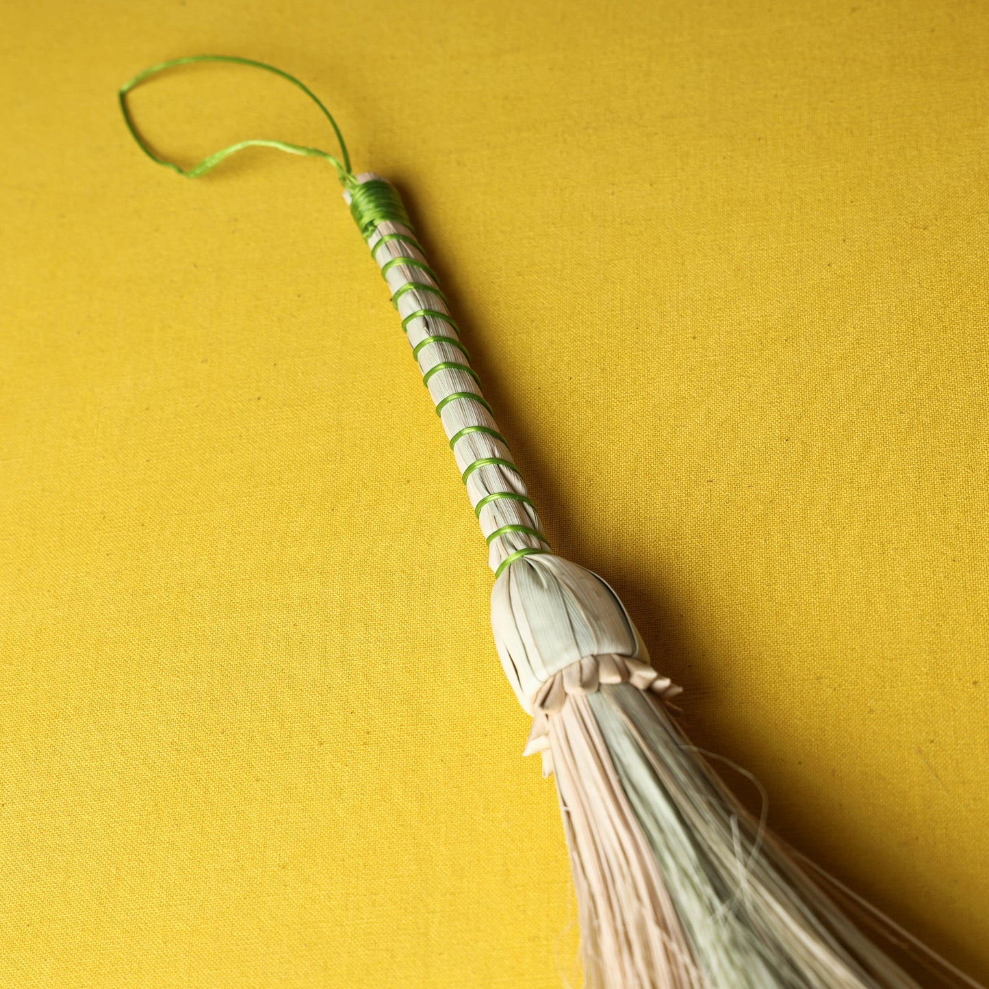 खजुरी Handmade Multipurpose Date-Palm Leaves Broom/Duster