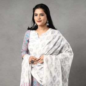 Buy Sanganeri Block Printing Cotton Kurta with Palazzo & Dupatta Set Online at iTokri.com