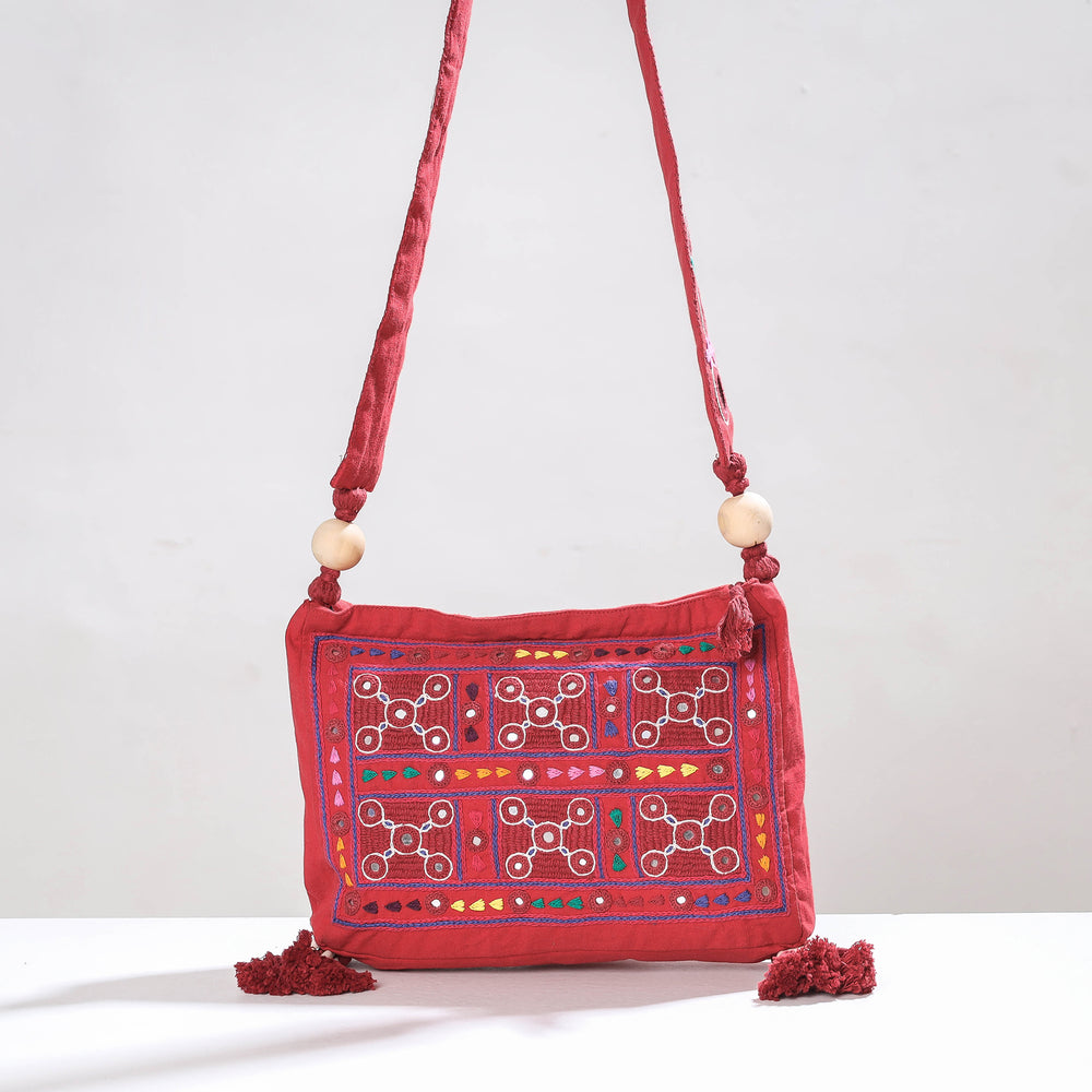 embroidery sling bag 