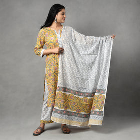 Buy Sanganeri Block Printing Cotton Kurta with Palazzo & Dupatta Set Online at iTokri.com