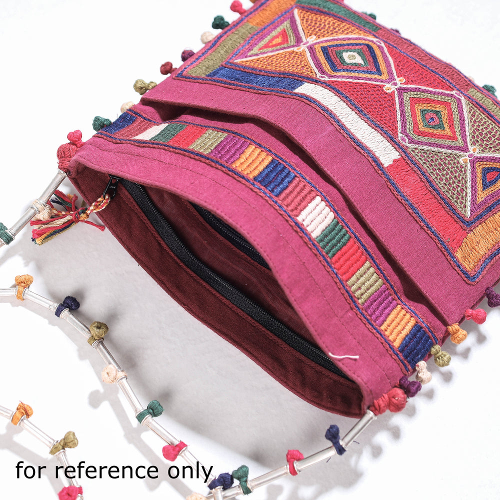 lambani embroidery shoulder bag