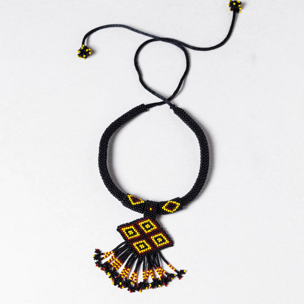 neemuch beadwork necklace