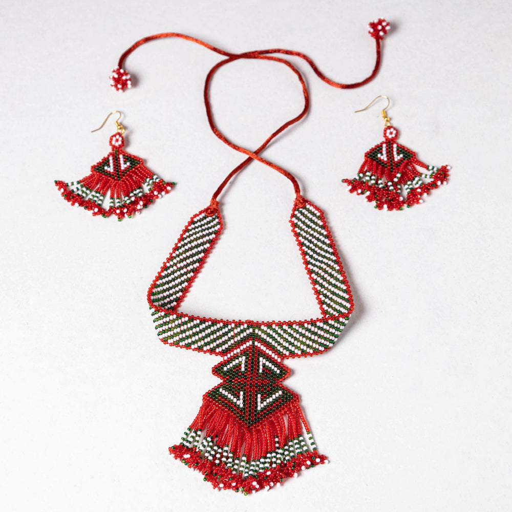 neemuch beadwork necklace set