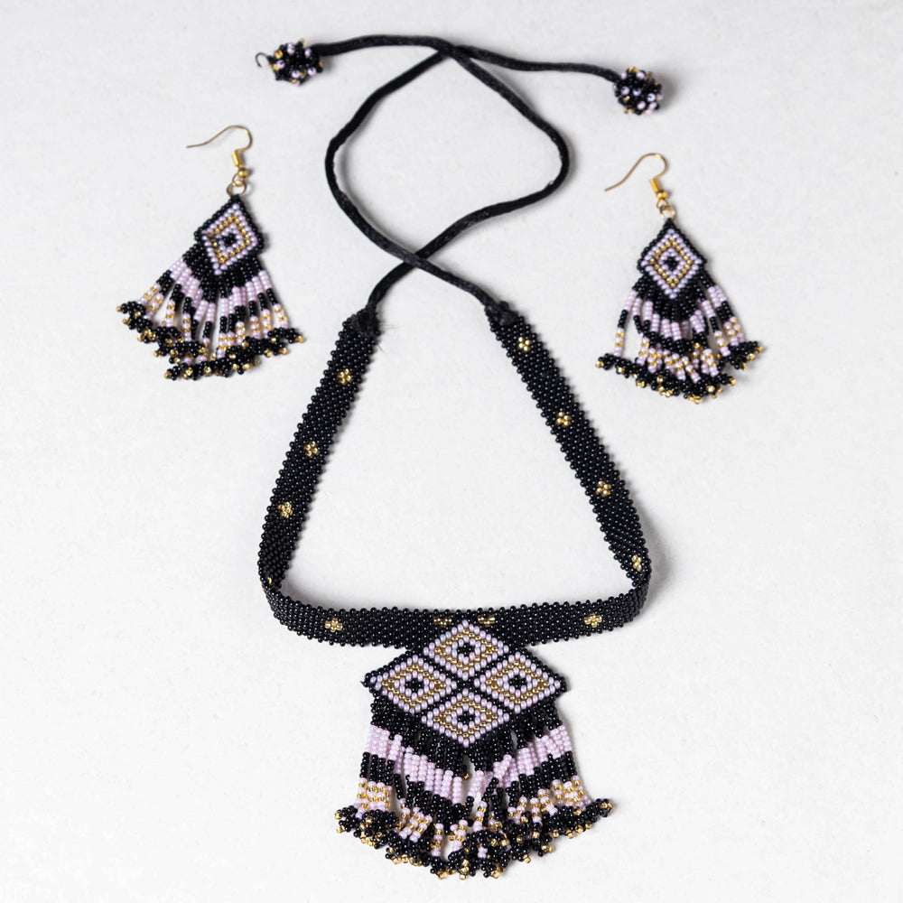 Neemuch Handmade Beadwork Necklace Set by Pushpa Harit