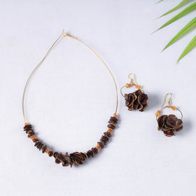 Buy Handmade Natural Canna Indica Necklace Online at iTokri.com
