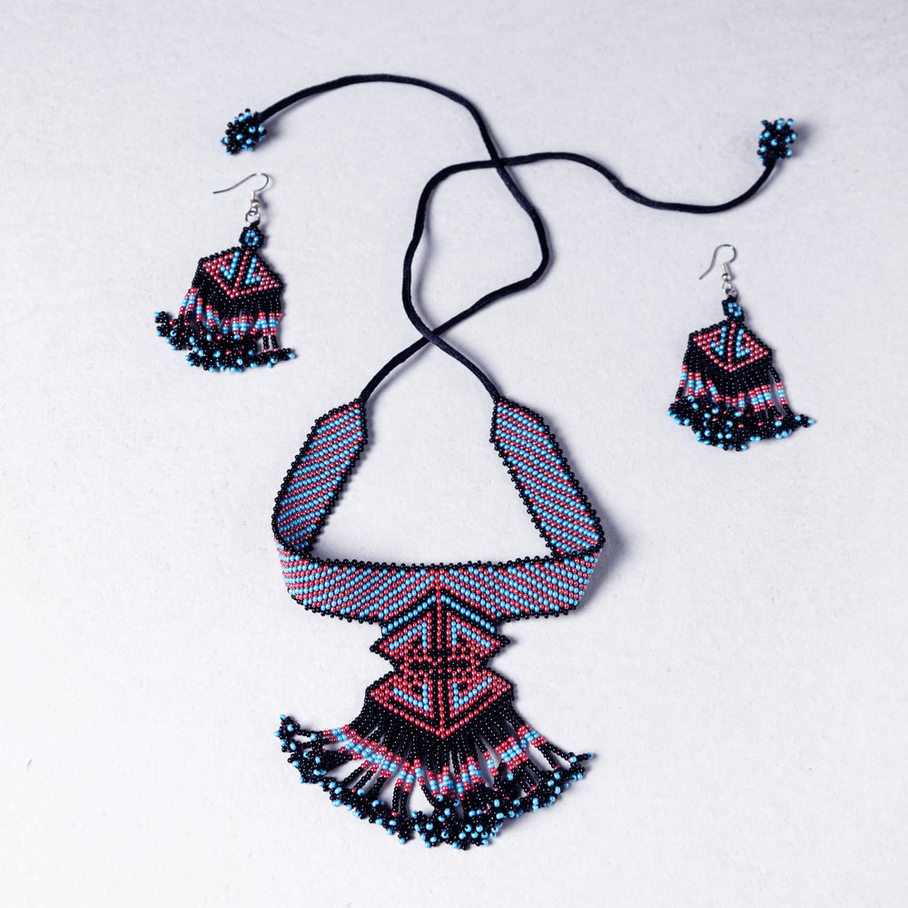 neemuch beadwork necklace set