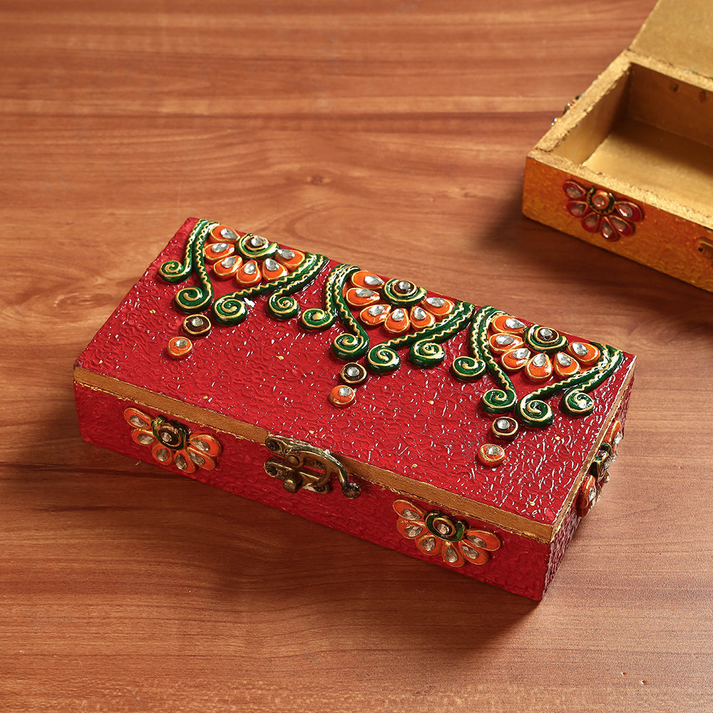 wooden jewellery box 