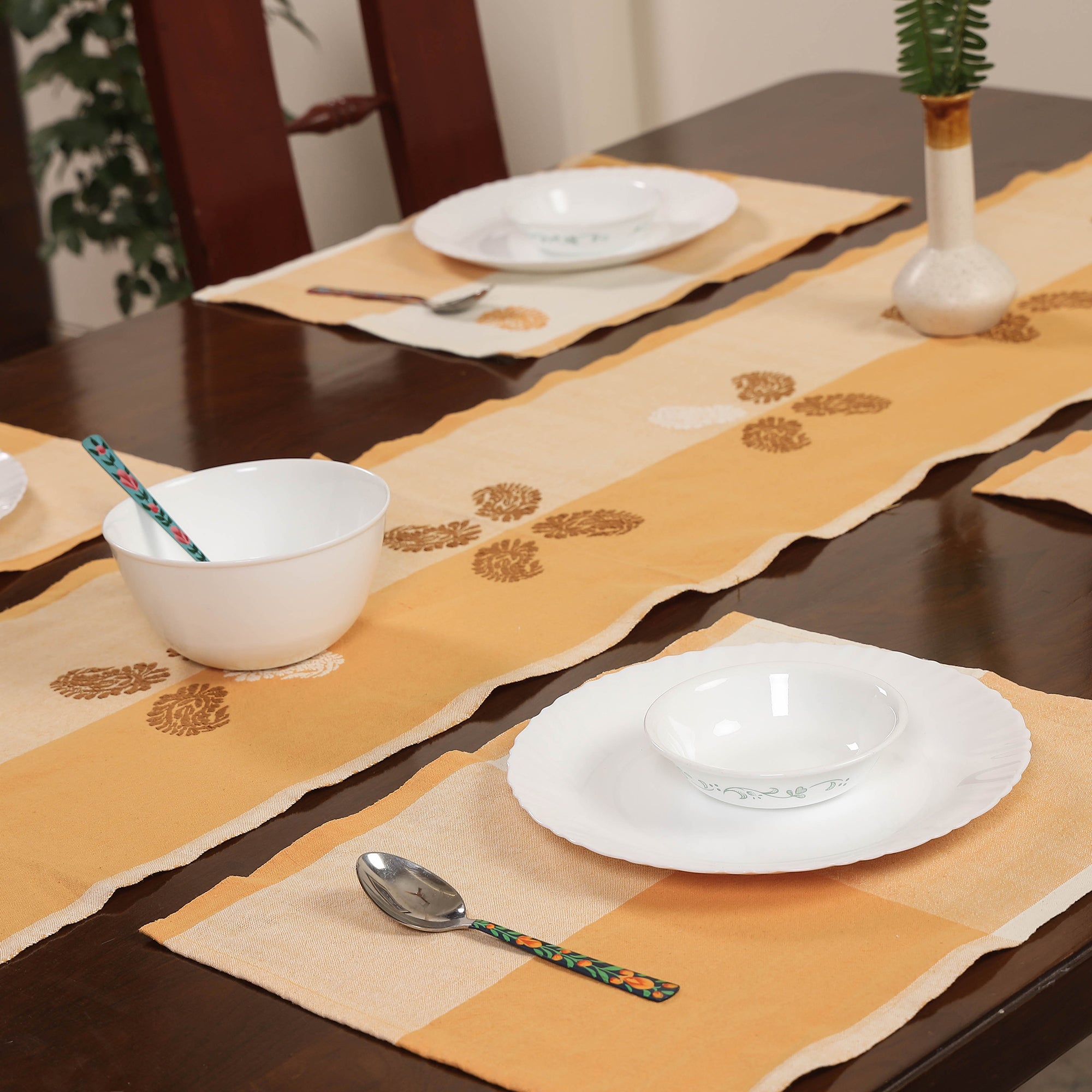 Beige Assam Weave Dining Table Runner & Set of 4 Placemats in Handloom Cotton