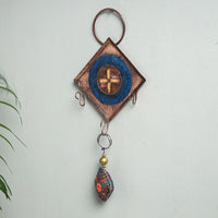 hanging key holder