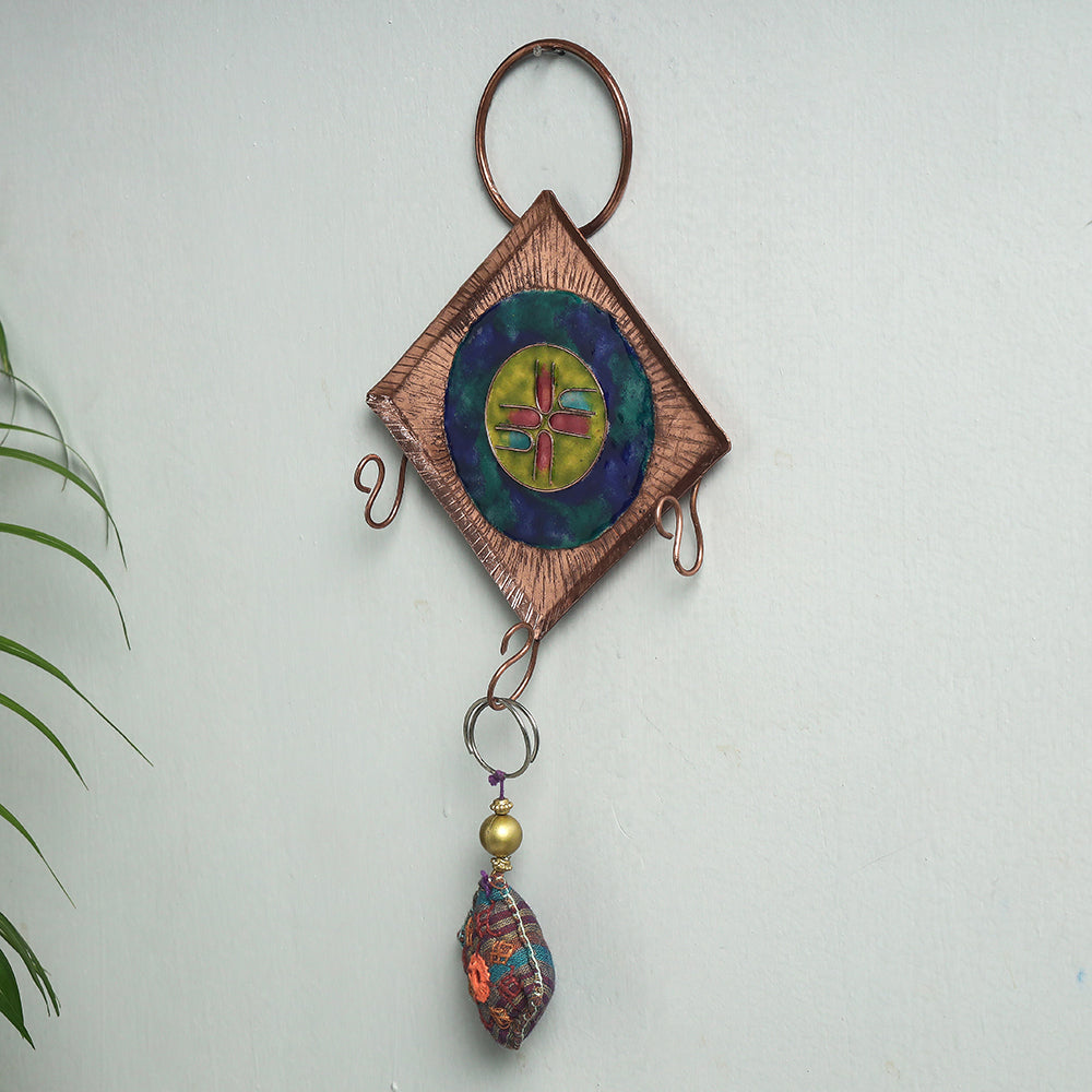 hanging key holder