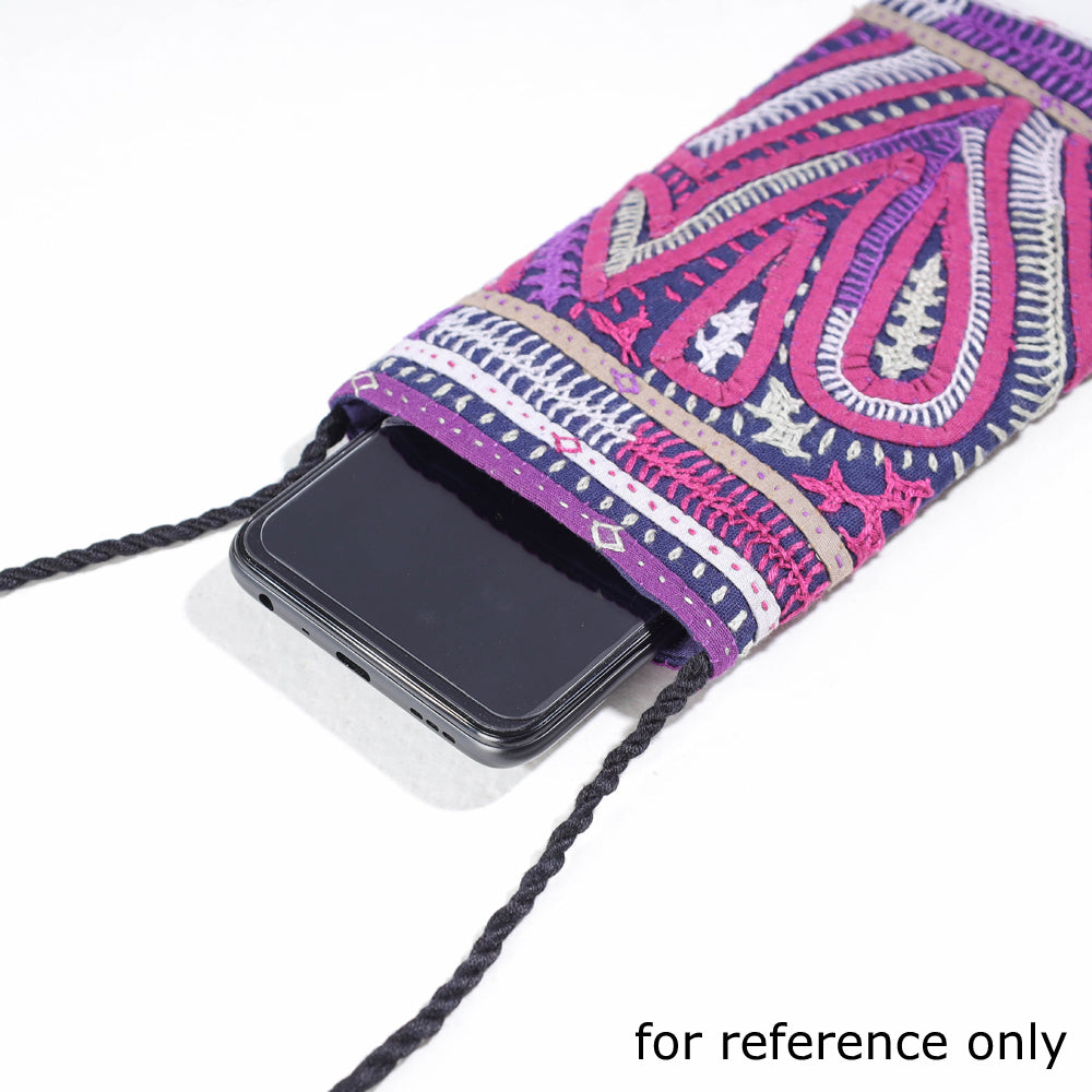 Multicolor Kutch Dhebariya Qatab Hand Embroidery Sling Dori Mobile Pouch 