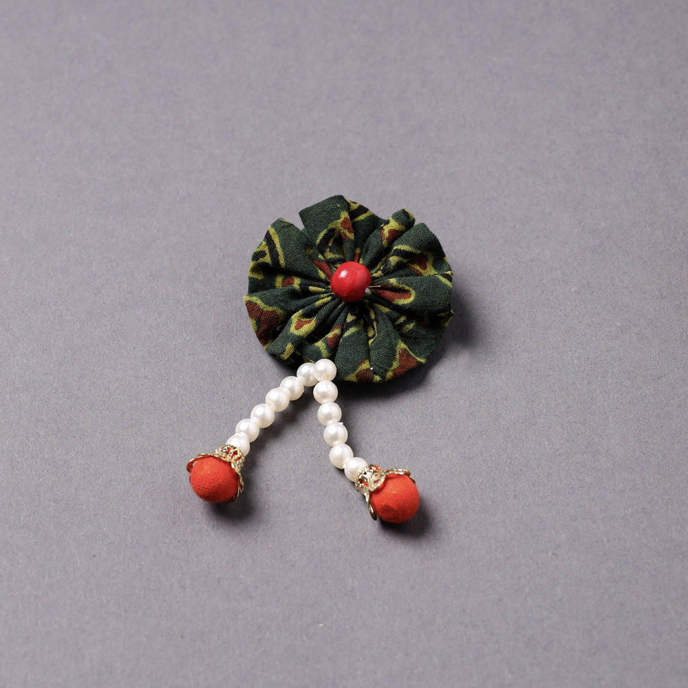 Handmade Beadwork Flower Brooch/Saree Pin