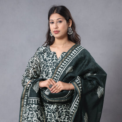 Green - Hand Batik Printing Chanderi Silk Kurta with Palazzo & Dupatta Set