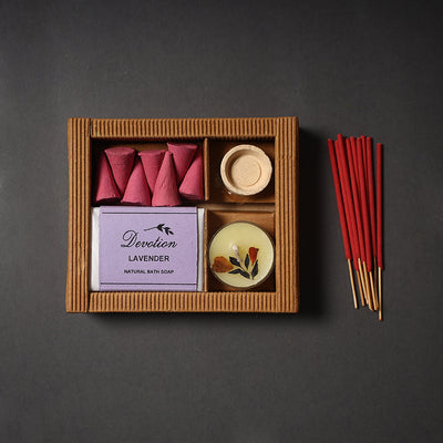 Sri Aurobindo Ashram - Corrugated Box Gift Set (Assorted)