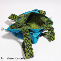 kanth block print shoulder bag