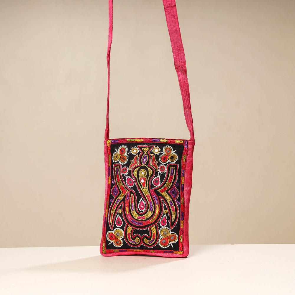 embroidery sling bag 