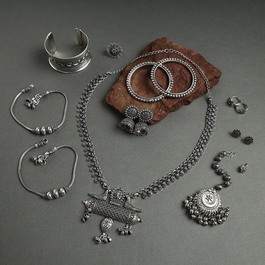 Antique Finish Oxidised White Metal Jewelry Set