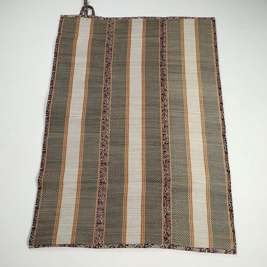 Madur Grass 4 Fold Floor Mat of Midnapore (80 x 70 in)