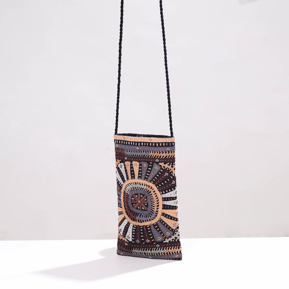 embroidery mobile sling pouch