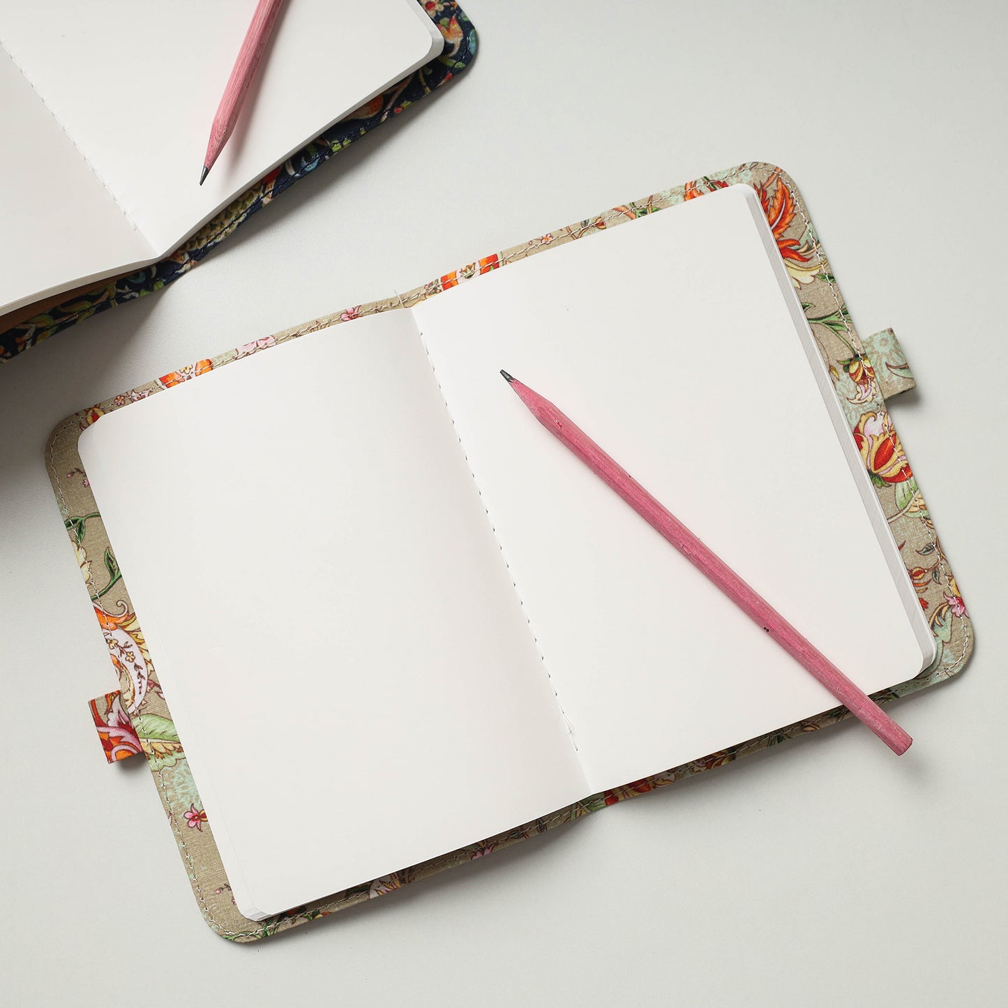 Floral Printed Handmade Classic Notebook with Pencil (Large)