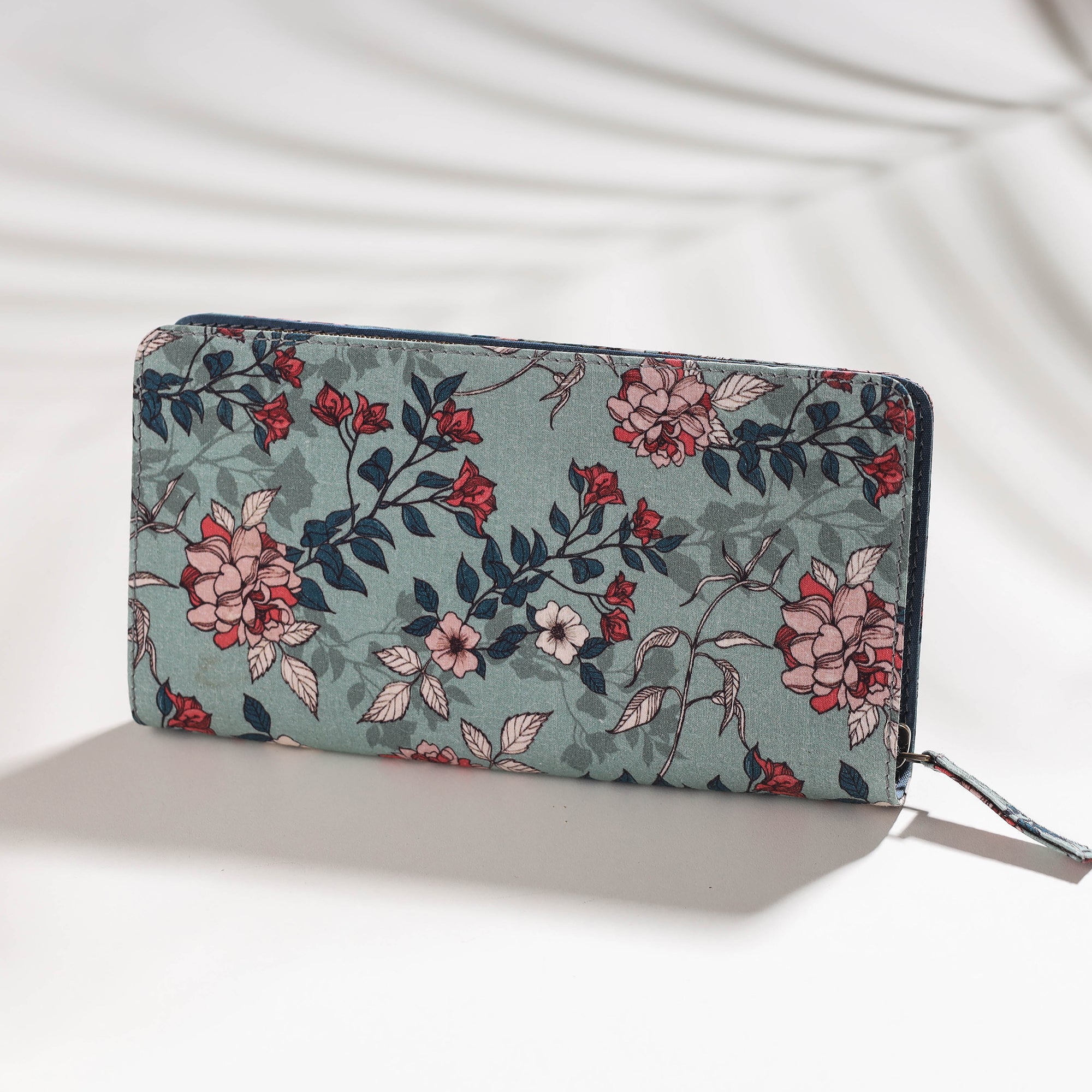 Green Floral Printed Handcrafted Wallet