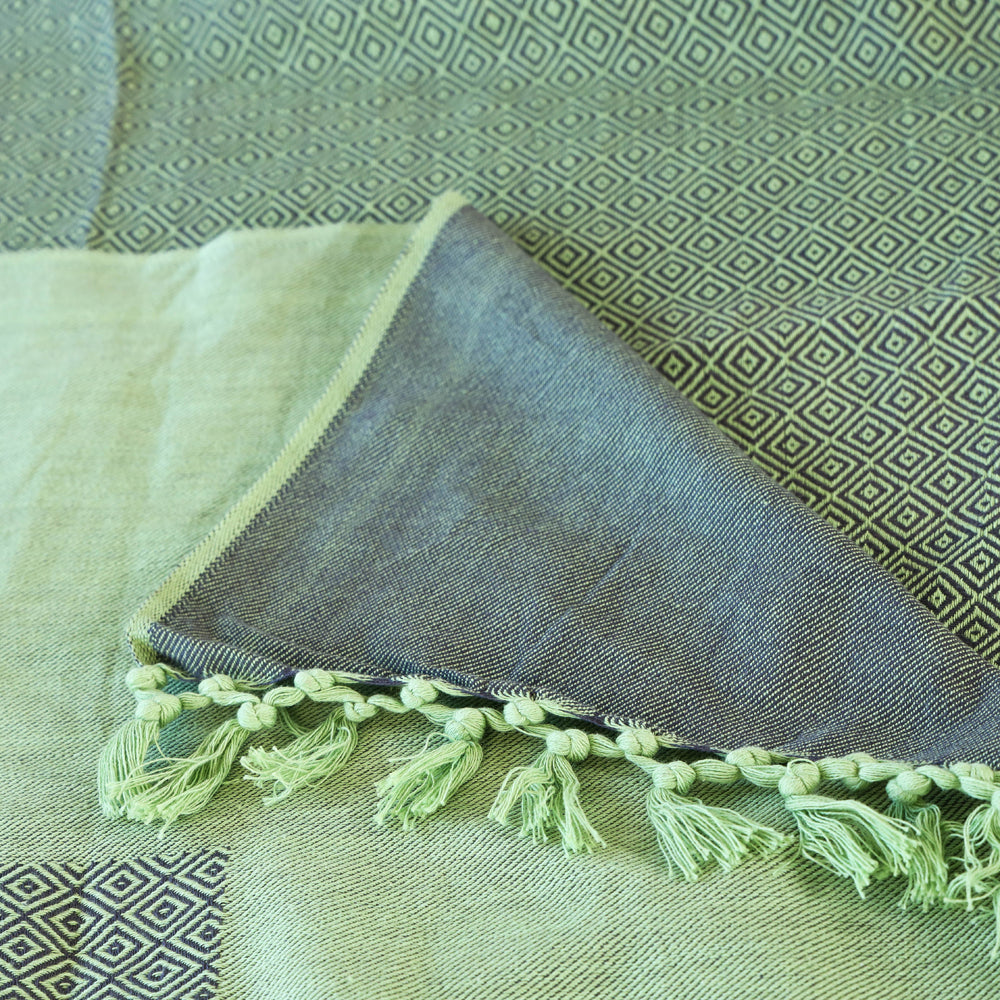 Handloom bed cover