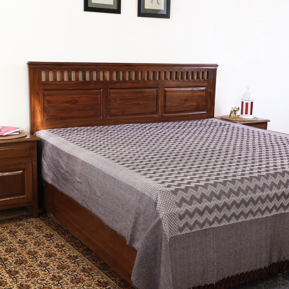 Handloom bed cover