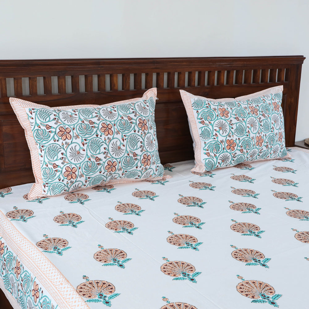 White - Sanganeri Hand Block Printed Cotton Double Bed Cover with Pillow Covers (107 x 88 in)