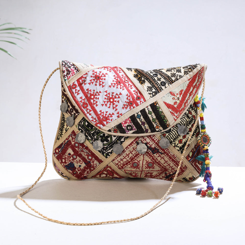 embroidery sling bag 