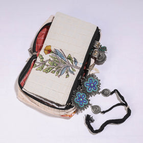 White Sanganeri Cotton Fabric 4 Pockets Jewelry Bag 