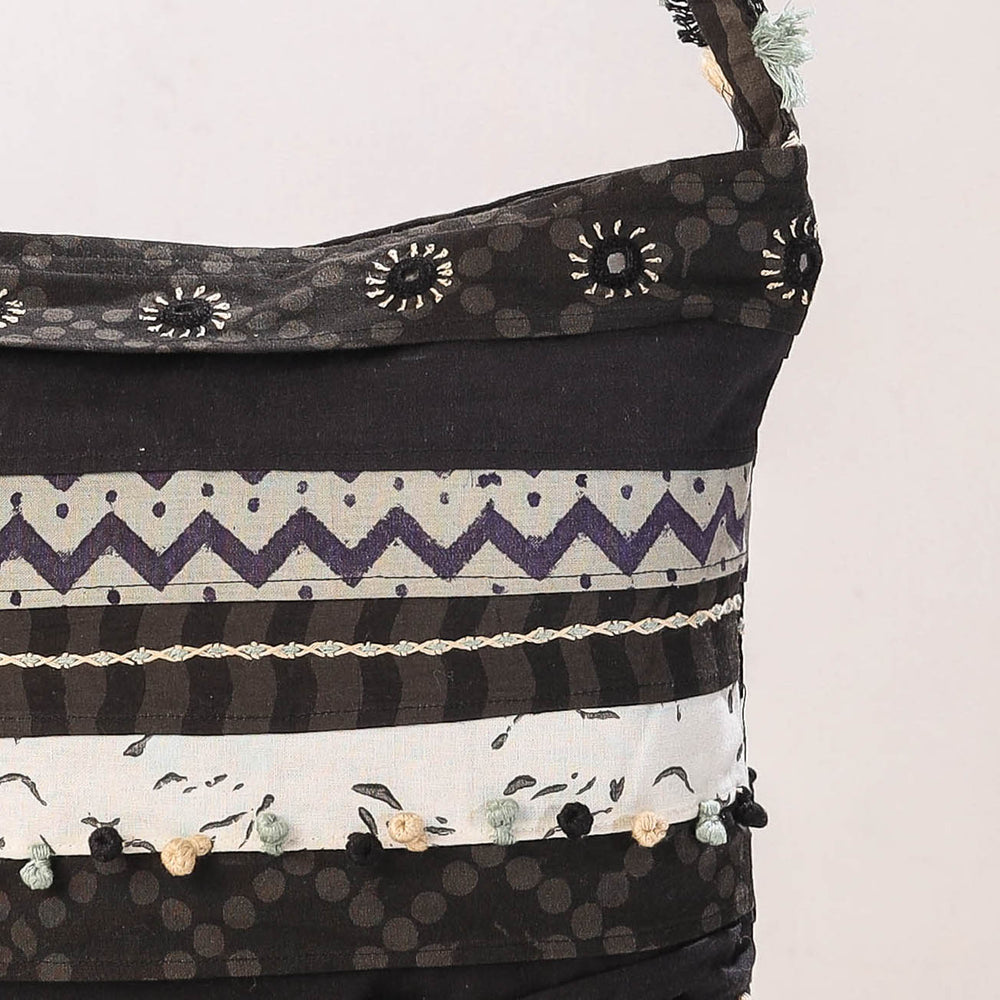 lambani embroidery shoulder bag