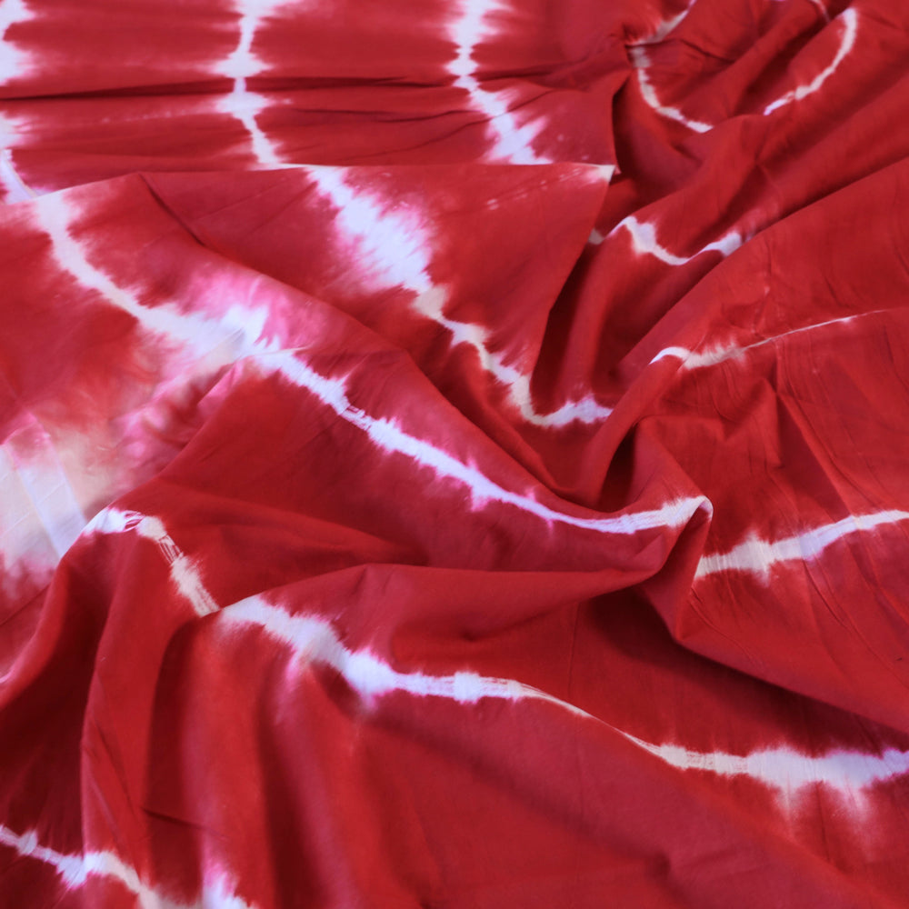 Shibori Tie Dye pure Cotton Double Bed Cover with Pillow Covers (105 x 90 in)