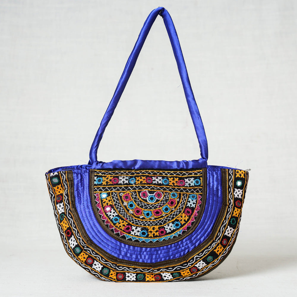 Women Cotton Shoulder Banjara Bag With Huge Patch Work & Embroidered Purse  Mirror Work Bags at Rs 450/piece | बंजारा बैग in Jaipur | ID: 26000255373