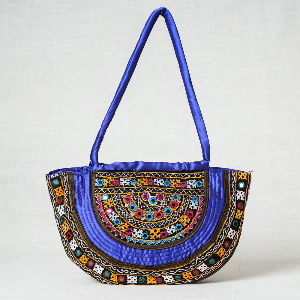 kutch embroidery shoulder bag