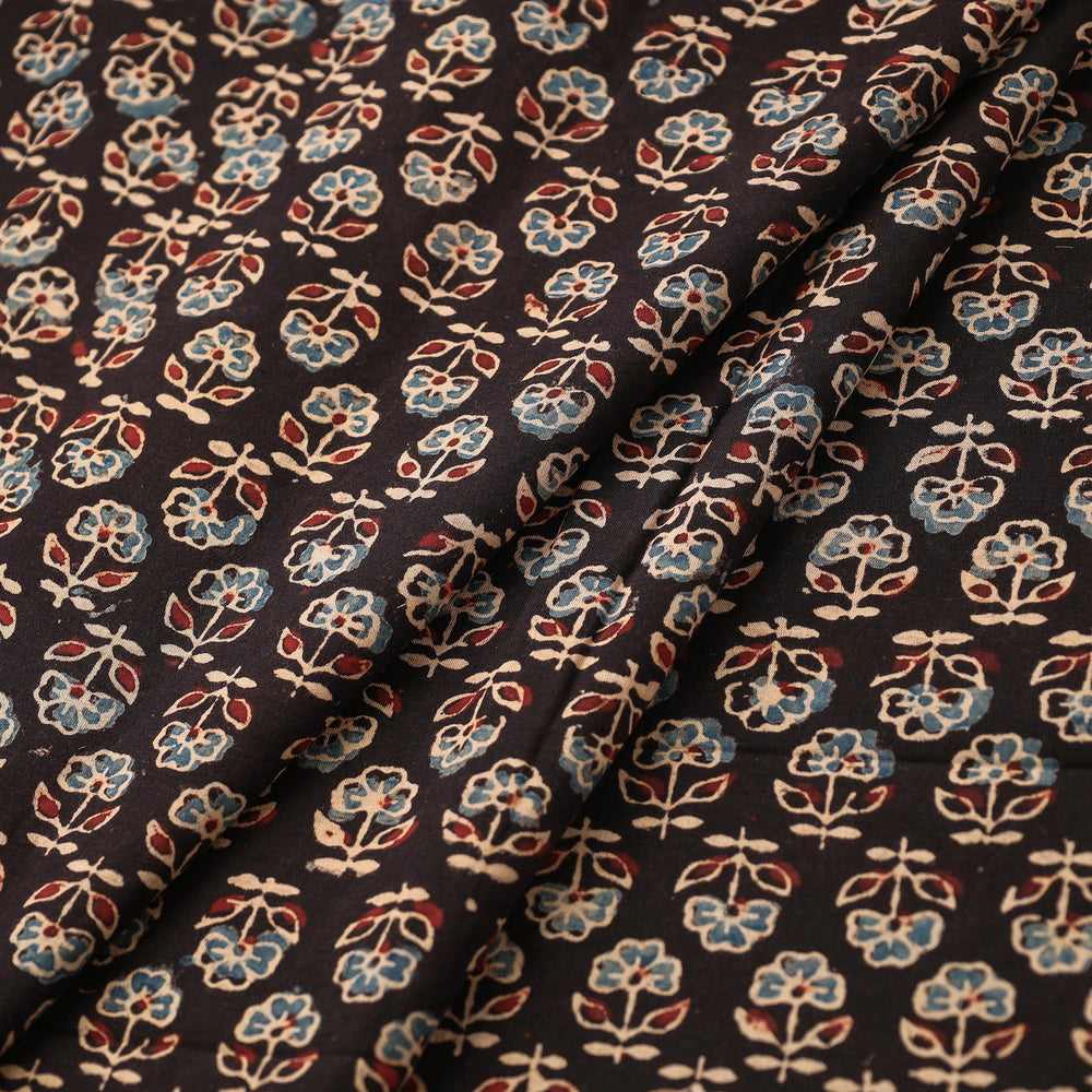 Black 3-Leafy Floret Motifs Ajrakh Block Printed Cotton Fabric