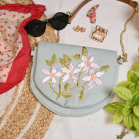 embroidery clutch 