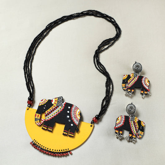 Moh - Madhubani Handpainted Wooden Necklace Set