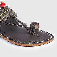 Kolhapuri Men Slipper
