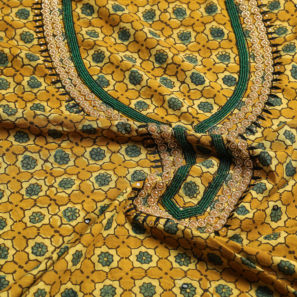 ajrakh kurta material