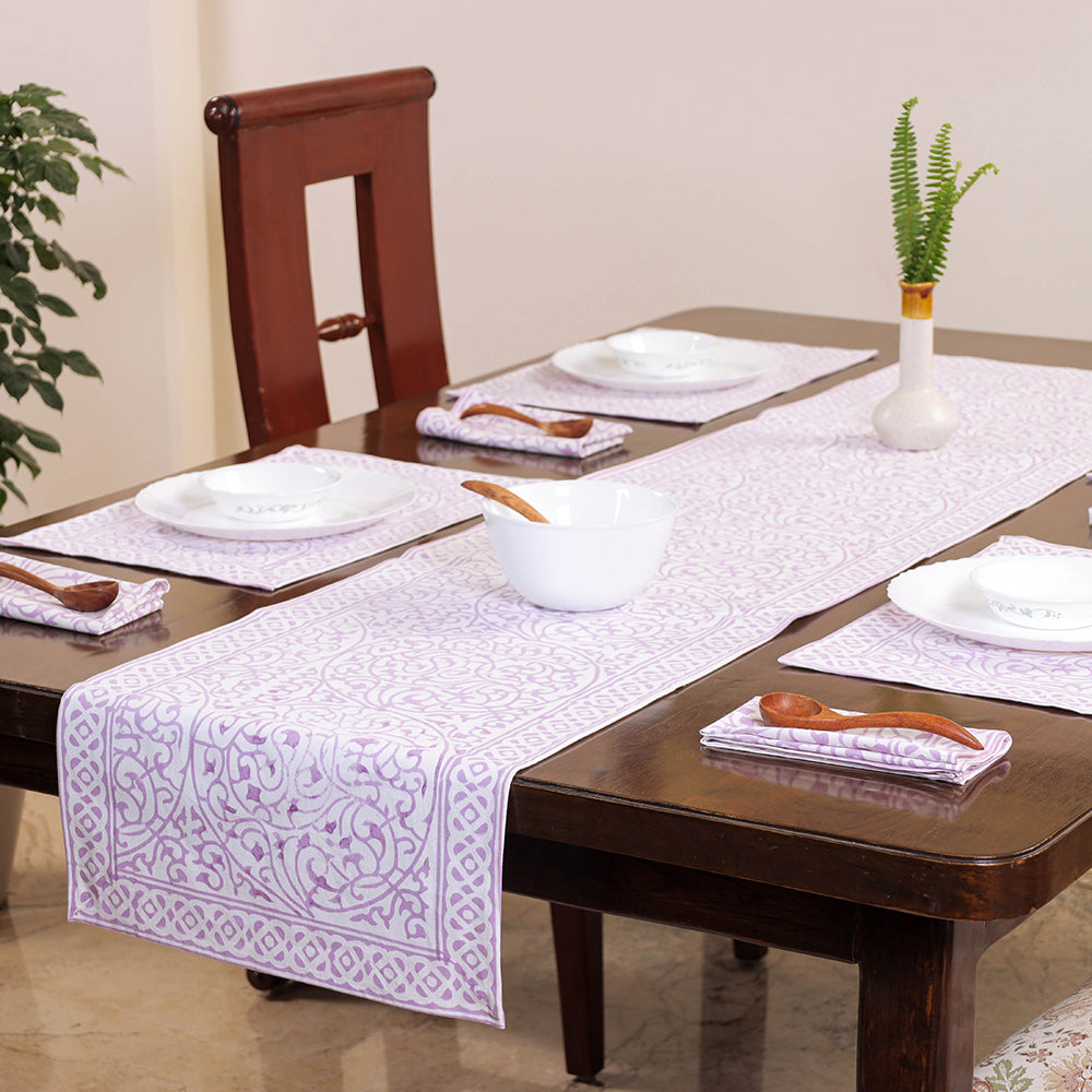 Table Runner