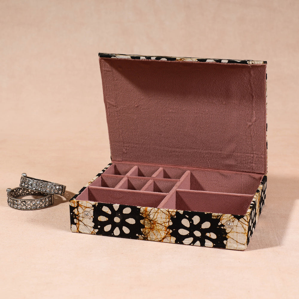 jewellery box