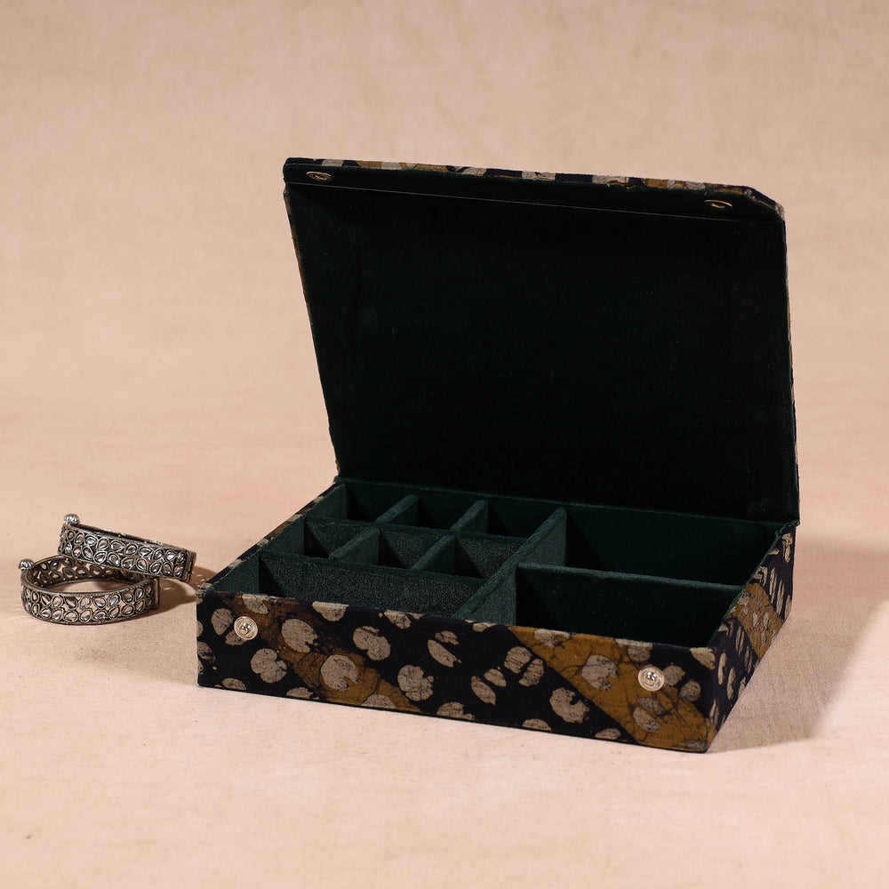 jewellery box