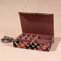 jewellery box 